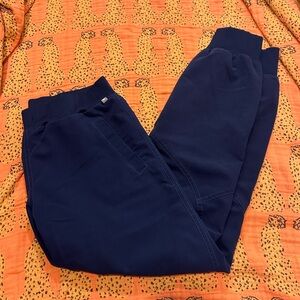 FIGS technical jogger - navy -size small
